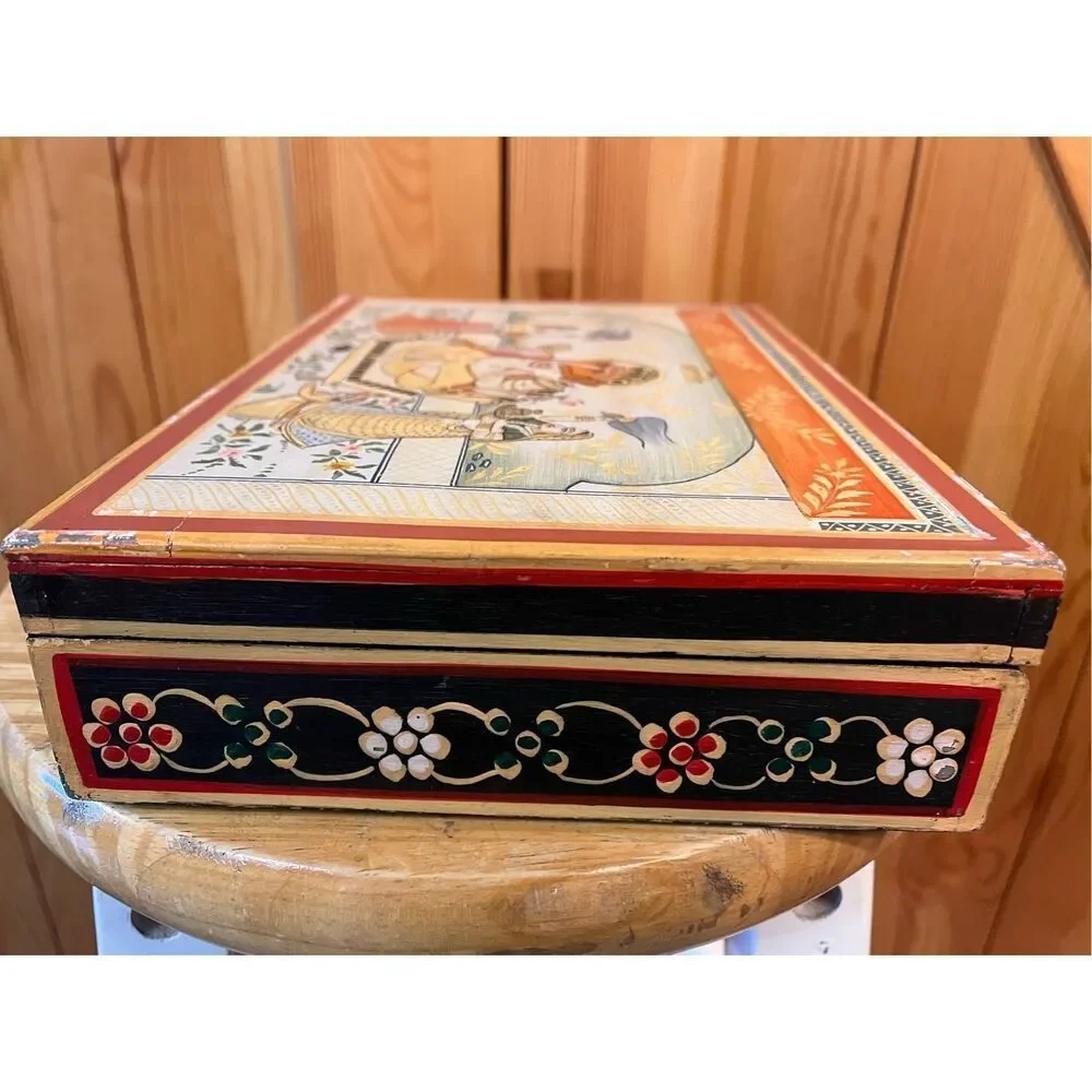 Handmade wood jewelry box from India (7612)